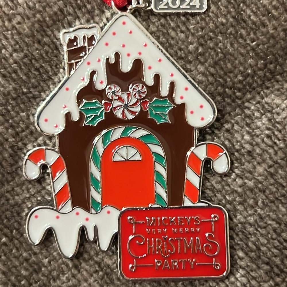 Mickey’s Very Merry Christmas Party Ornament Dated 2024, New in Plastic